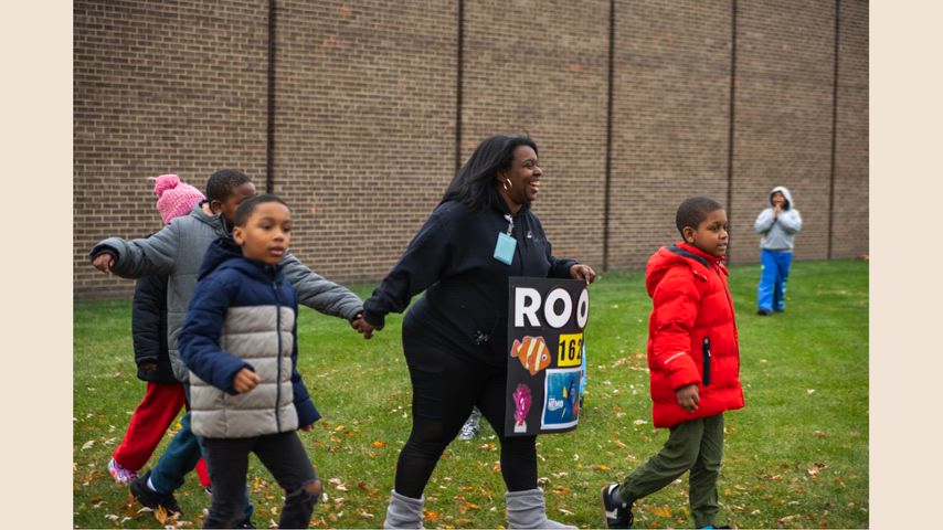 Pictures of students in the Macys Parade 