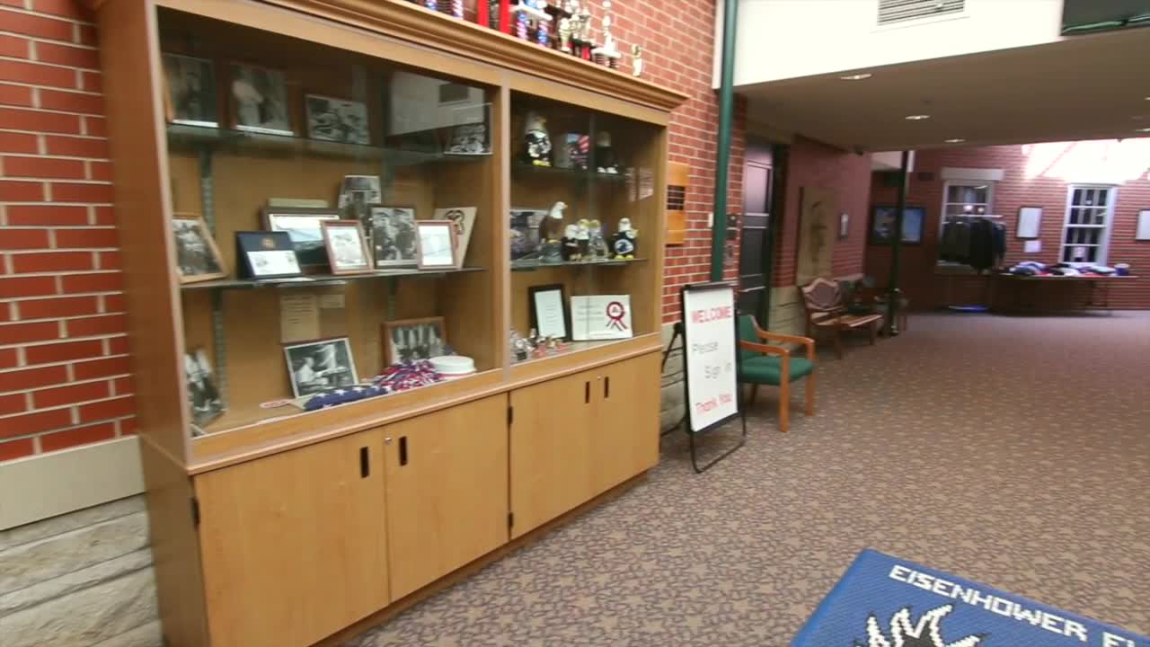 to Eisenhower Elementary Eisenhower Elementary School