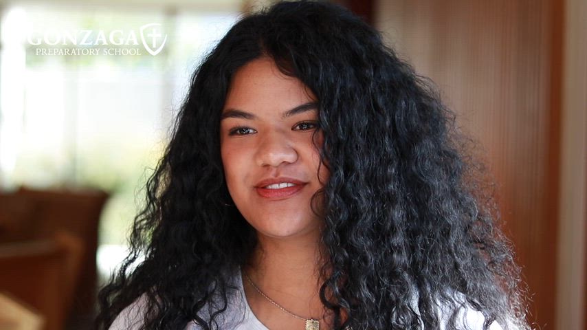 Financial Aid & Scholarships: Donatella Hiemuli `28