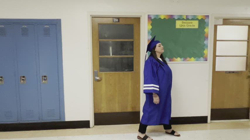 Schreiber AP Geri Weinstein Welcomes Students Back